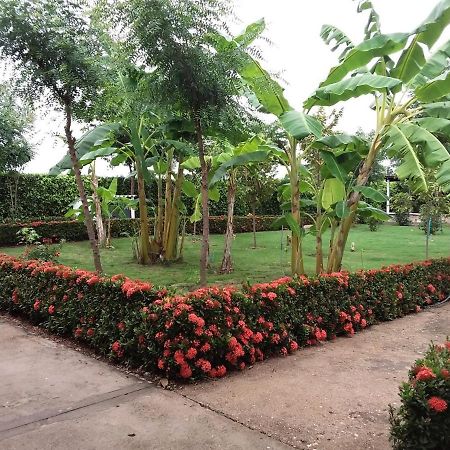 C&H Casa Campestre El Oasis Ricaurte Girardot Bed & Breakfast Ngoại thất bức ảnh