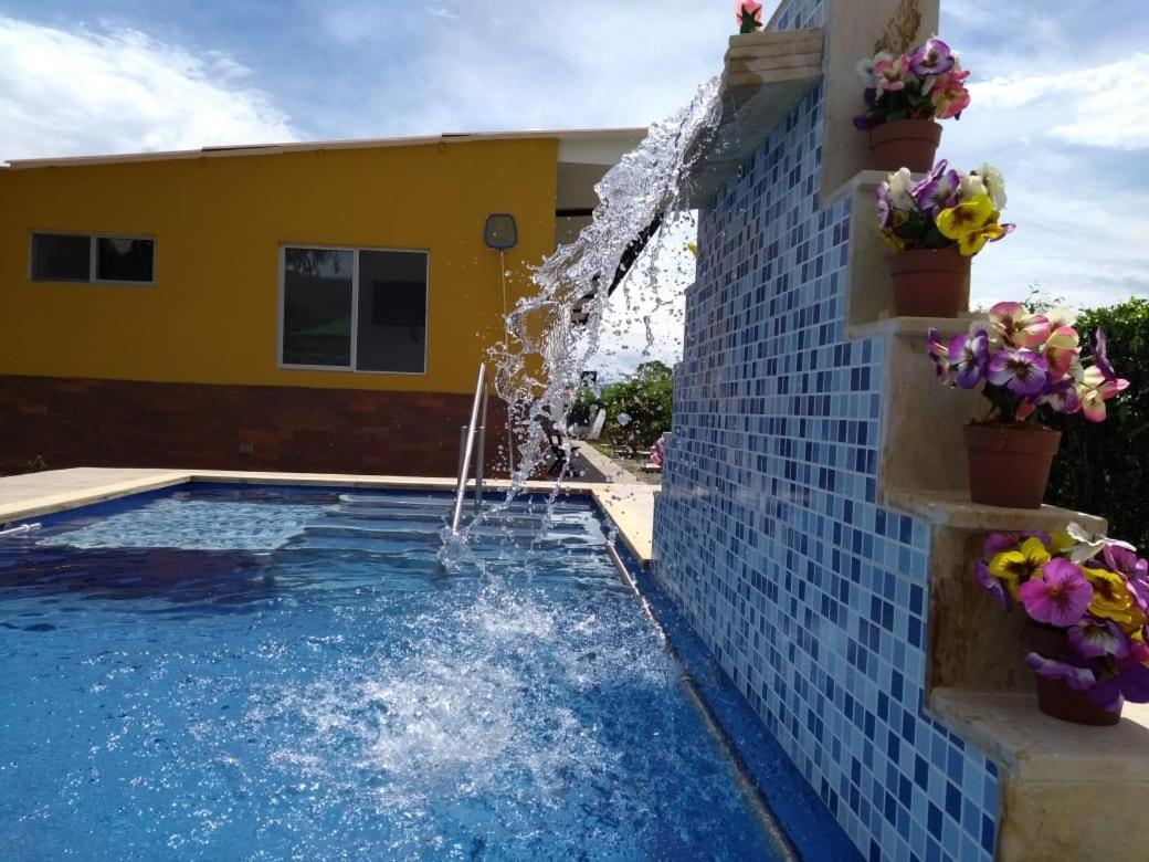 C&H Casa Campestre El Oasis Ricaurte Girardot Bed & Breakfast Ngoại thất bức ảnh