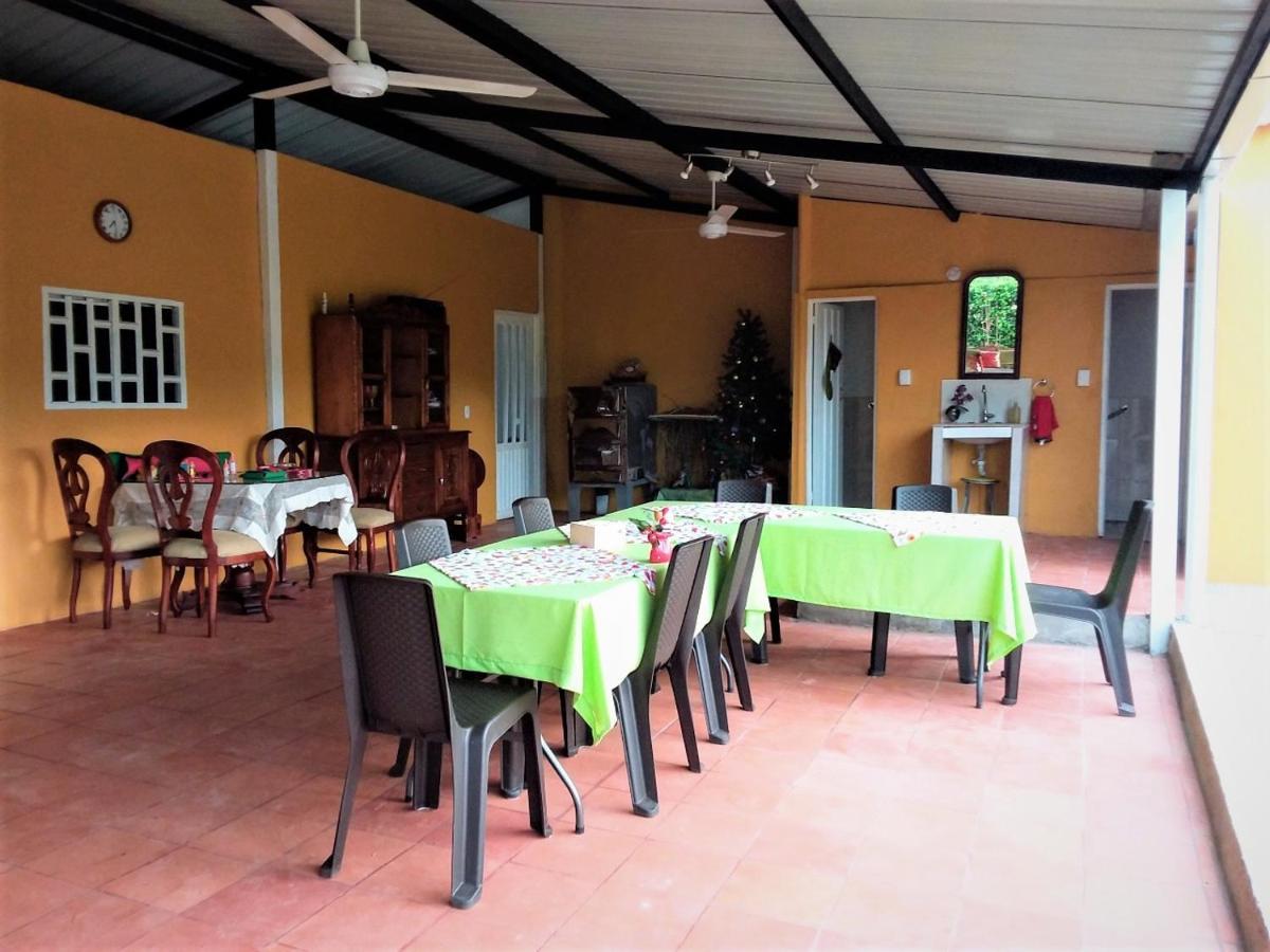 C&H Casa Campestre El Oasis Ricaurte Girardot Bed & Breakfast Ngoại thất bức ảnh