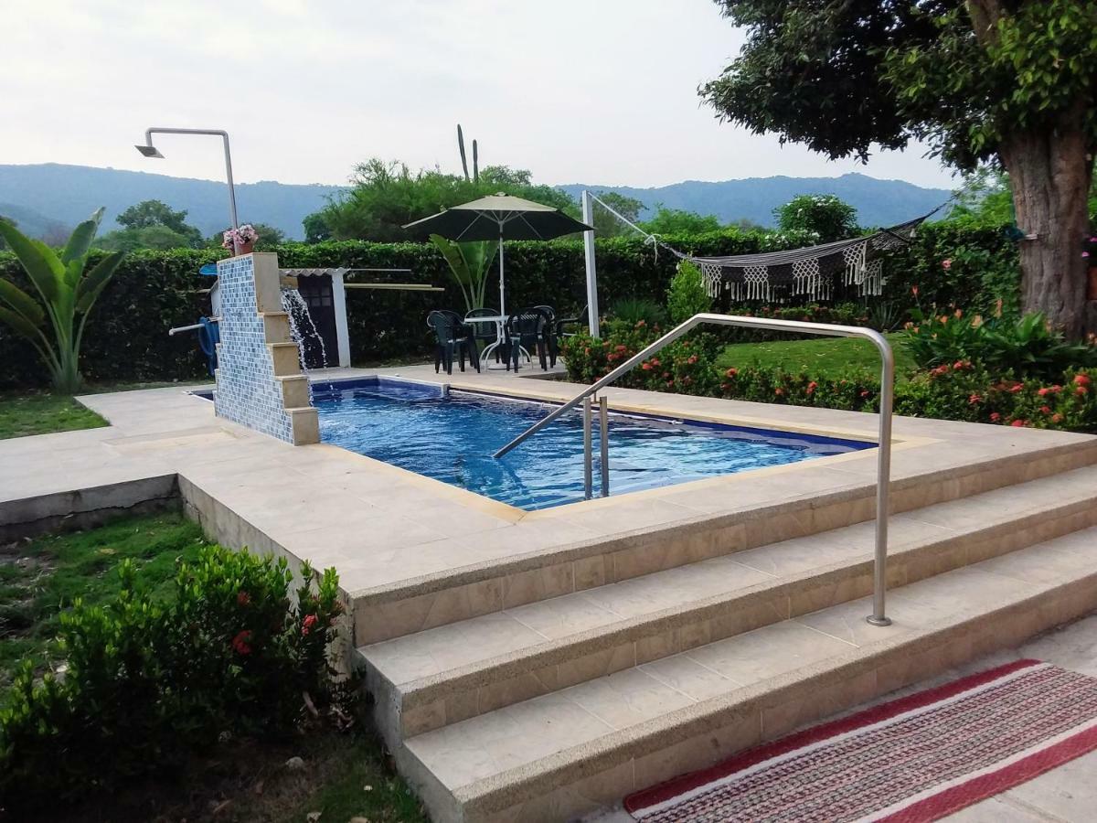C&H Casa Campestre El Oasis Ricaurte Girardot Bed & Breakfast Ngoại thất bức ảnh